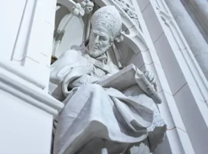 Imagem de São Patrício rezando pela proteção divina